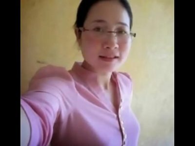 Cô Giáo Ở Bắc Giang Lộ Video Sex